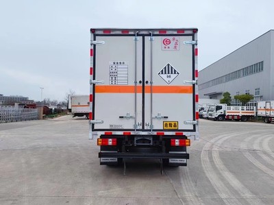 長治武鄉(xiāng)縣危險(xiǎn)品運(yùn)輸車選購指南 爆破器材廂式運(yùn)輸車價(jià)格解析